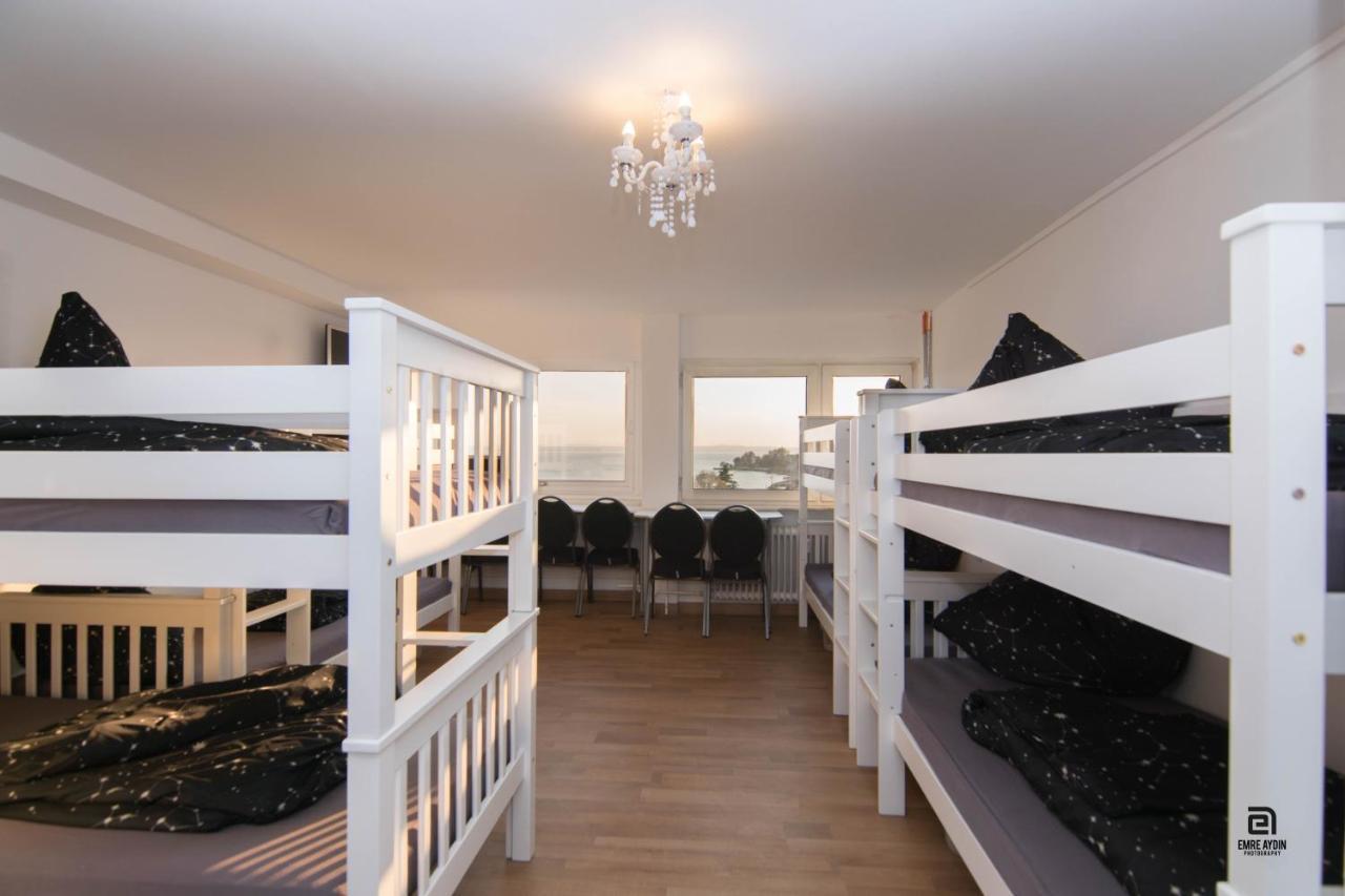 Skyhostel * Friedrichshafen
